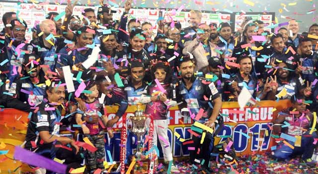 চ্যাম্পিয়ন মাশরাফিদের প্রাইজমানি ২ কোটি