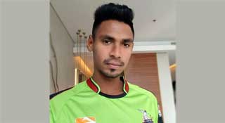 পিএসএল অভিষেকেও মোস্তাফিজের চমক