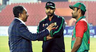 ত্রিদেশীয় সিরিজ অস্তিত্বের লড়াই : পাপন