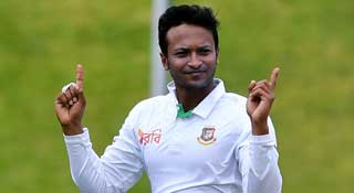 টেস্টেও অধিনায়ক সাকিব