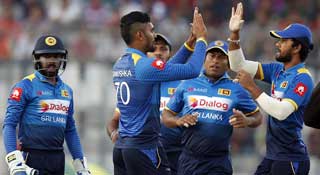 রেকর্ড রান করেও হারলো বাংলাদেশ