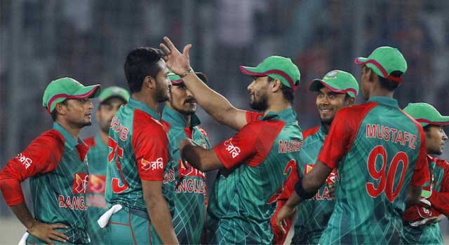 ঢাকায় ত্রিদেশীয় সিরিজের সময় পরিবর্তন