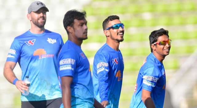 আজও টস ভাগ্য নাসিরের, করছেন ফিল্ডিং