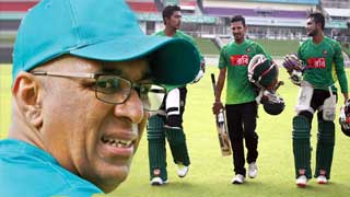 অথচ হাথুরুর কারণেই তাদের আন্তর্জাতিক ক্যারিয়ার হুমকিতে!
