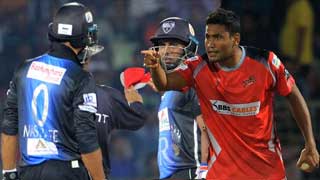 শুভাশিসের আচরণে ক্ষিপ্ত মাশরাফি ভক্তকূল
