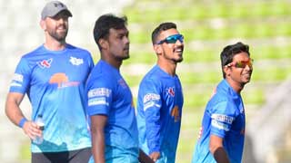 আজও টস ভাগ্য নাসিরের, করছেন ফিল্ডিং