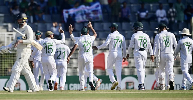 চতুর্থ দিন শেষে বাংলাদেশ শিবিরে জয়ের সুবাস
