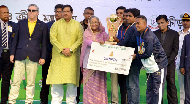 বঙ্গবন্ধু গোল্ডকাপ অনুর্ধ-১৭ ফুটবলের চ্যাম্পিয়ন বরিশাল