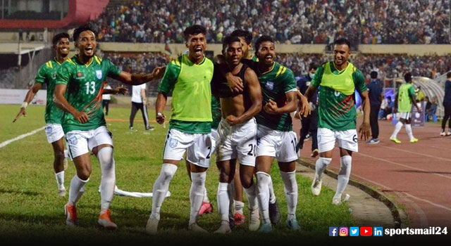 নেপালকে হারিয়ে ১০ লাখ টাকা পুরস্কার পাচ্ছে জামাল ভূঁইয়ারা