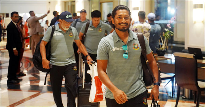 দেশে ফিরলো টাইগাররা, এবার মিশন নিউজিল্যান্ড সিরিজ