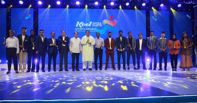 কুল-বিএসপিএ বর্ষসেরা ক্রীড়াবিদ ইমরানুর রহমান