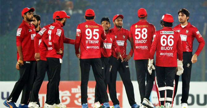 ইফতেখার-সাকিবের তাণ্ডবে বরিশালের টানা চতুর্থ জয়