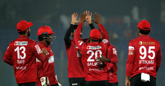 ঢাকাকে হারিয়ে বরিশালের টানা পঞ্চম জয়