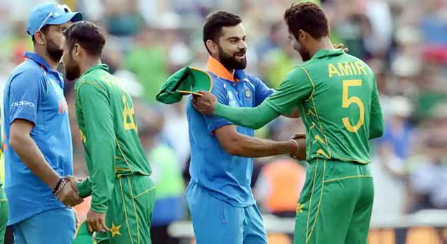 বিশ্বকাপে পাকিস্তানের বিপক্ষে খেলার পক্ষেই মত ভারতীয় বিশষেজ্ঞদের
