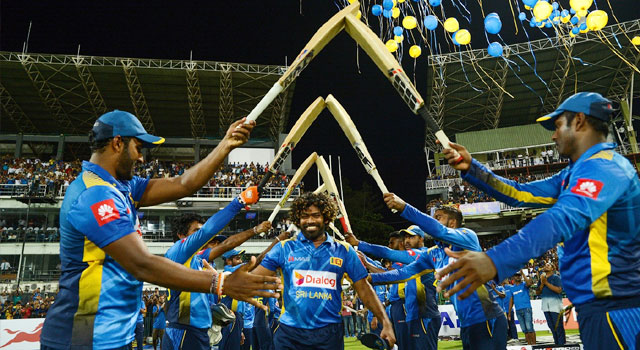 বিদায় বেলায়ও রাঙিয়ে গেলেন মালিঙ্গা