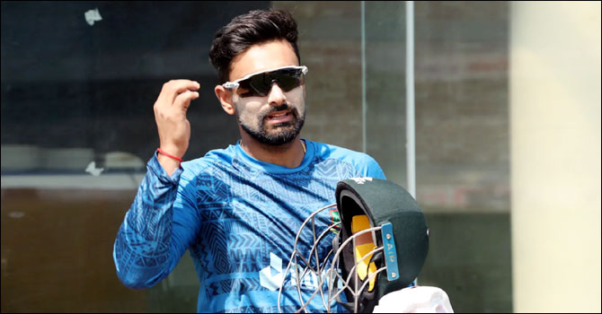 লিটনের বিরুদ্ধে সাংবাদিকদের বাঁধা দেওয়ার অভিযোগ