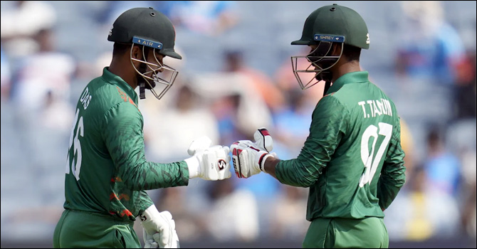 বিশ্বকাপে শীর্ষ দশ ব্যাটার-বোলারেও নেই বাংলাদেশের কেউ