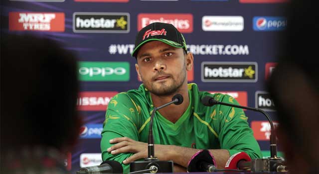 ‘কুলিন অধিনায়ক’ ক্লাবের সদস্য হলেন মাশরাফি
