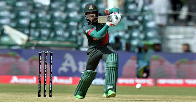 মিরাজের সেঞ্চুরি, দেখালেন ওপেনিংয়েও তিনি ফিট