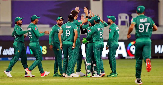 সবার আগে এশিয়া কাপের দল দিল পাকিস্তান