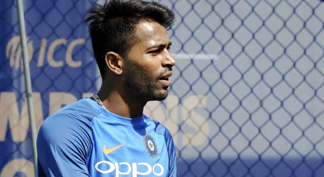 হার্দিকের বাড়ির বাইরে যাওয়াই বন্ধ!