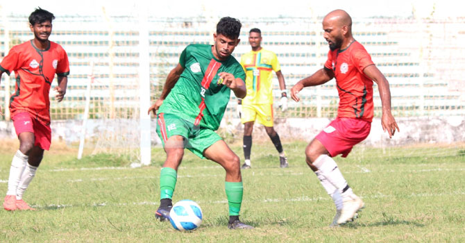 রাজশাহীতে টাইব্রেকারে নওগাঁকে হারালো বগুড়া