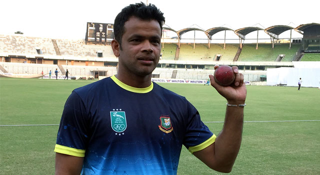 প্রথম বোলার হিসেবে রাজ্জাকের ৬শ’ উইকেট
