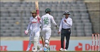 ছয় ডাকের পরও বড় সংগ্রহের নাম্বার ওয়ান বাংলাদেশ