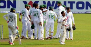 ঢাকা টেস্টে পাকিস্তানের কাছে ইনিংস ব্যবধানে হারলো বাংলাদেশ