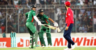 টাইগারদের একমাত্র মিশন লায়নদের বাংলাওয়াশ