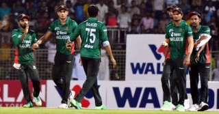 বাংলাদেশের দৃষ্টি টানা তৃতীয় টি-টোয়েন্টি সিরিজ জয়