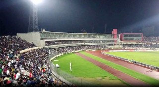 কলকাতার জবাব কি দিতে পারবে ঢাকার ফুটবল দর্শক