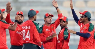 সুপার ওভারে ভারতকে হারিয়ে ফাইনালে বাংলাদেশ