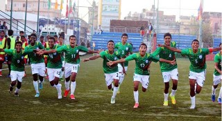 ভারতকে হারিয়ে ফাইনালে বাংলাদেশের যুবরা
