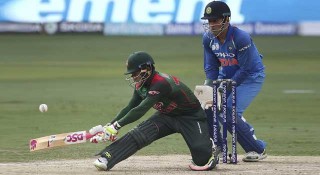 ব্যাটিং ব্যর্থতায় আবারও হারলো বাংলাদেশ