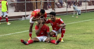 টানা চতুর্থ শিরোপা জয়ে নতুন রেকর্ড বইয়ে বসুন্ধরা কিংস