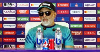 ব্যর্থতার দায় নিয়ে হাথুুরু বলেন, ‌‘আমার থাকা না থাকা বোর্ড সিদ্ধান্ত নেবে’