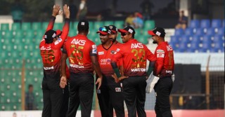 ঢাকাকে হারিয়ে কুমিল্লার টানা চতুর্থ জয়
