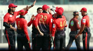 কুমিল্লার কাছে ধরা খেল চট্টগ্রাম