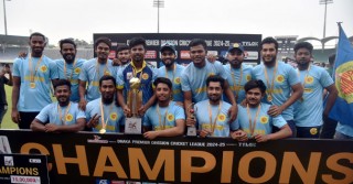 মোহামেডানকে হারিয়ে আবাহনীর হ্যাটট্রিক শিরোপা