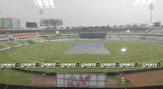 বৃষ্টির বাঁধায় গাজী-দোলেশ্বর ম্যাচ স্থগিত