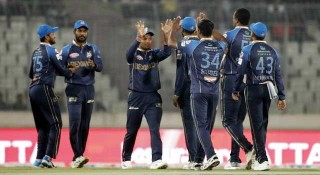 চিটাগংকে হারিয়ে কোয়ালিফাইয়ারে ঢাকা