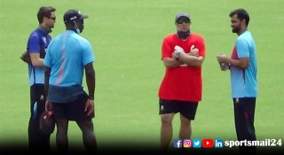 টাইগারদের অনুশীলনে ফিরলেন বিদেশি কোচিং স্টাফরা