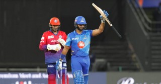 দুবাইকে বিদায় করে কোয়ালিফায়ারে এমিরেটস