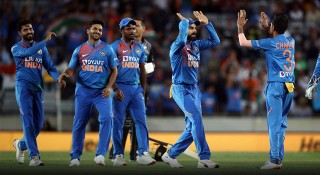 স্বাগতিক নিউজিল্যান্ডকে হারিয়ে ডাবল লিডে ভারত