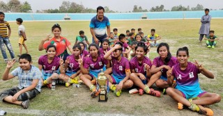 শেরপুর ভেন্যু চ্যাম্পিয়ন হয়ে চূড়ান্ত পর্বে টাঙ্গাইলের কিশোরীরা
