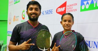 ব্যাডমিন্টনে ইতিহাস গড়লো ঝুমার-ঊর্মি