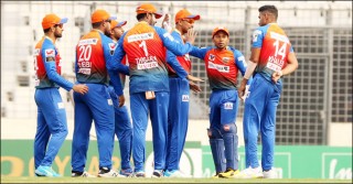 শীর্ষে ফিরলো কুমিল্লা, শঙ্কায় পড়লো খুলনা
