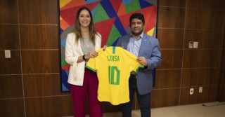 প্রথমবারের মতো নারী পরিচালক নিয়োগ দিলো ব্রাজিল