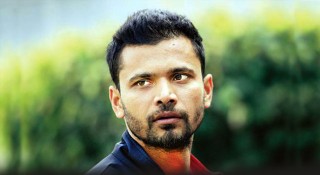 মনের লুকিয়ে রাখা আক্ষেপ ঝাড়লেন মাশরাফি
